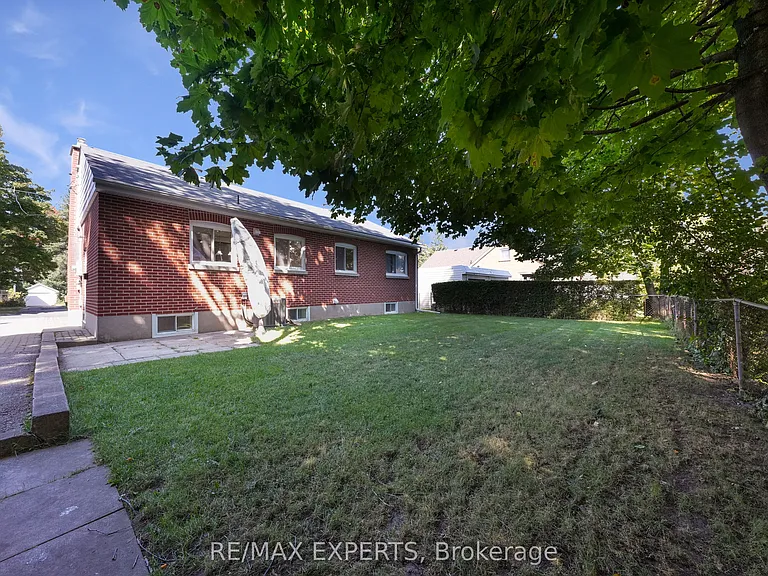 87 Eugenia St #LOWER — Photo 23