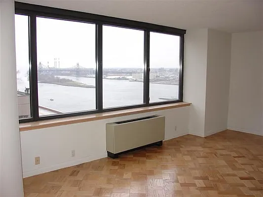 Rented by Luxury Habitat | media 2