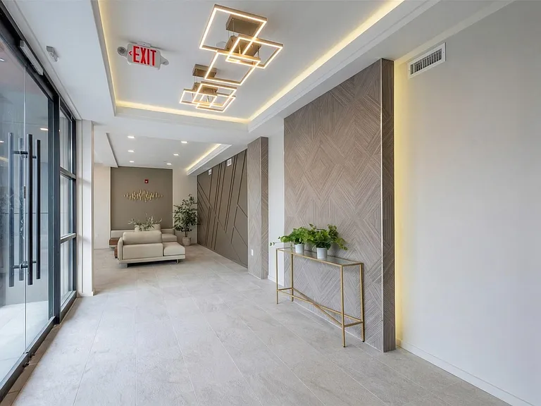 48 Grand Ave #205 — Photo 6
