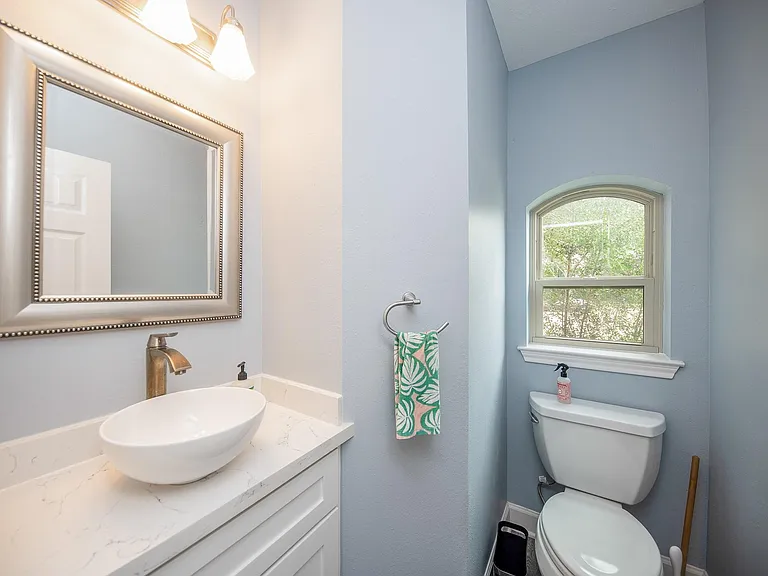 206 Cheswick Cir — Photo 8