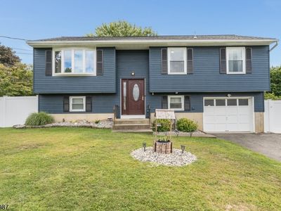 706 Lynda Rd, Phillipsburg, NJ, 08865