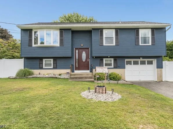 706 Lynda Rd, Lopatcong Twp., NJ 08865