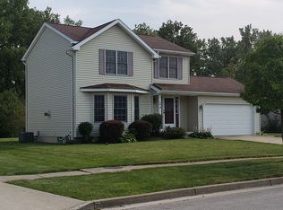 49 Elmleaf Dr, Cheektowaga, NY