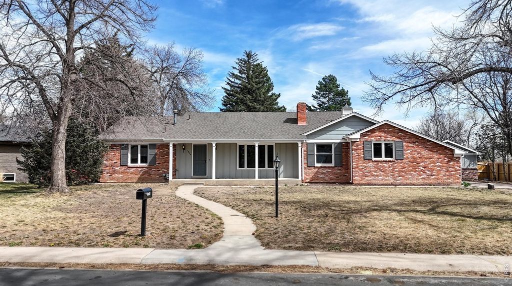 1504 Longs Peak Dr
