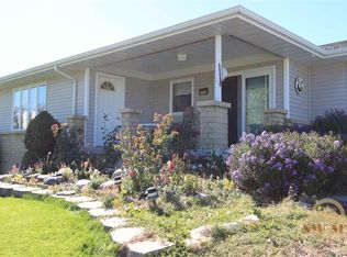 6333 Belleview St, Manhattan, MT 59741