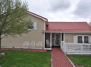 226 Floyd Ave, Richlands, VA 24641