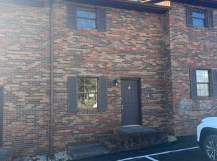 182 Hart Rd APT 3, Elizabethton, TN 37643