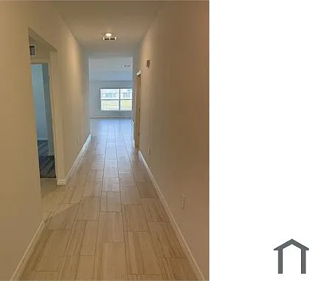 4 bed, 1936 sqft, $3,600 — Photo 4