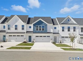 6806 Sunrise Oasis Ln, Midlothian, VA 23112