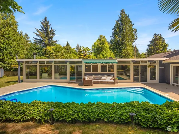 8818 SE 62nd Street, Mercer Island, WA 98040