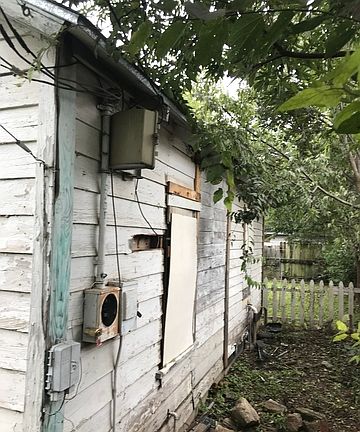 2nd image of 228 Obregon St