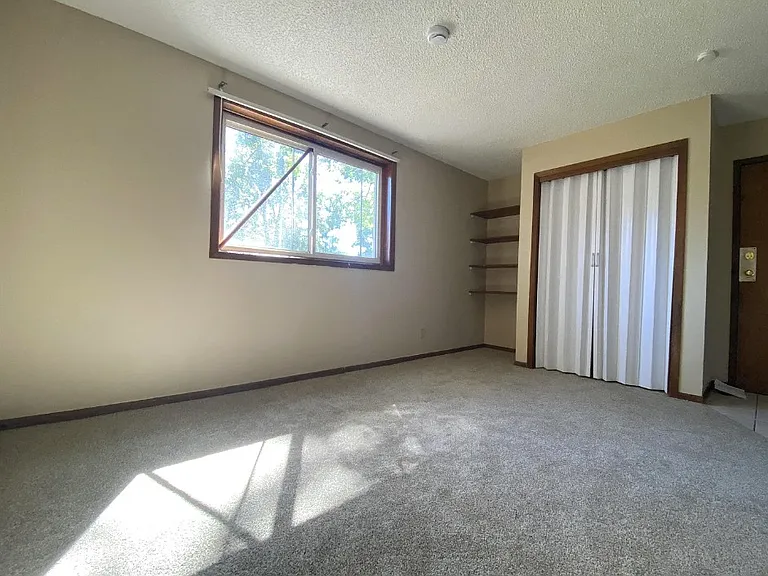 1228 E St #12 — Photo 9