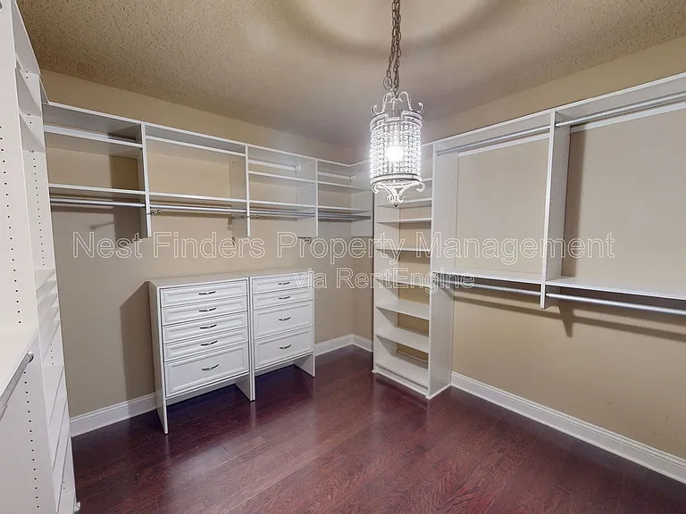 2588 Cody Dr — Photo 29