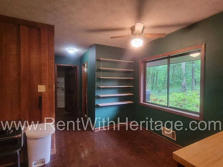1050 Flamingo Dr — Photo 25