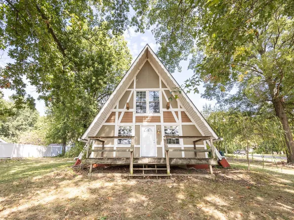 103 Branch Dr, Edwardsville, IL 62025