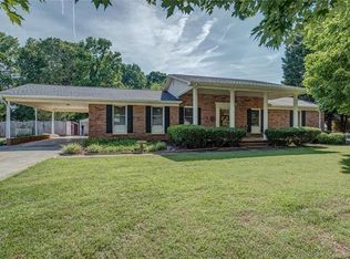 4425 Hickory Grove Rd, Gastonia, NC 28056
