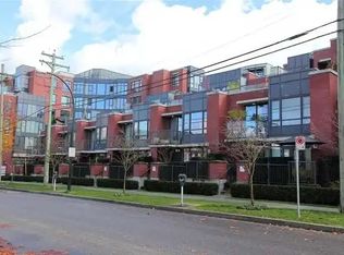 3228 Tupper St #205, Vancouver, BC V5Z4S7