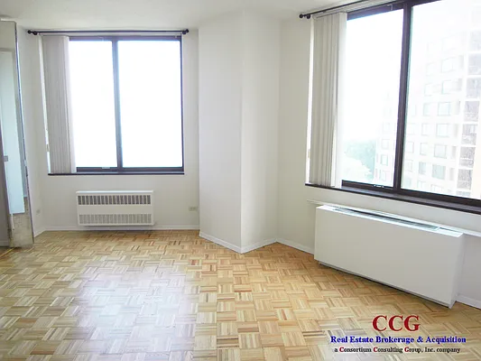 Rented by CCG Real Estate Brokerage | media 29