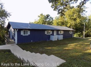 340 Beachwood Dr, Sunrise Beach, MO 65079
