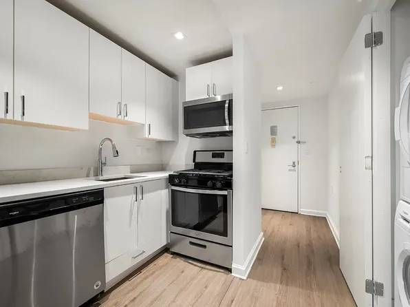 35 West 33rd Street image 1 of 21