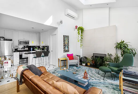 Rented by Triplemint | media 19