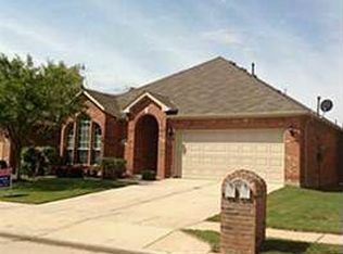 2820 Cedar Ridge Ln, Fort Worth, TX 76177