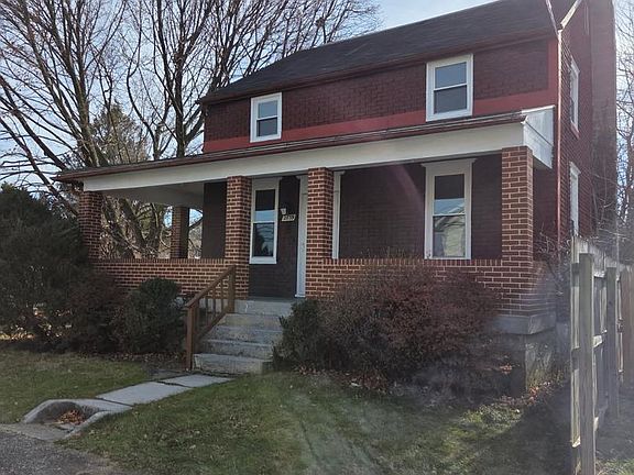 2nd image of 2839 Banks St