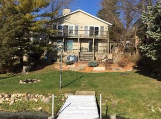 29133 White Oak Ln, Waterford, WI