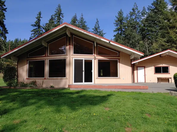 925 Classic Road, 925 Classic Rd #A, Greenbank, WA 98253