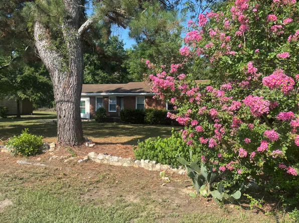 397 Greenlake Rd, Rockingham, NC 28379
