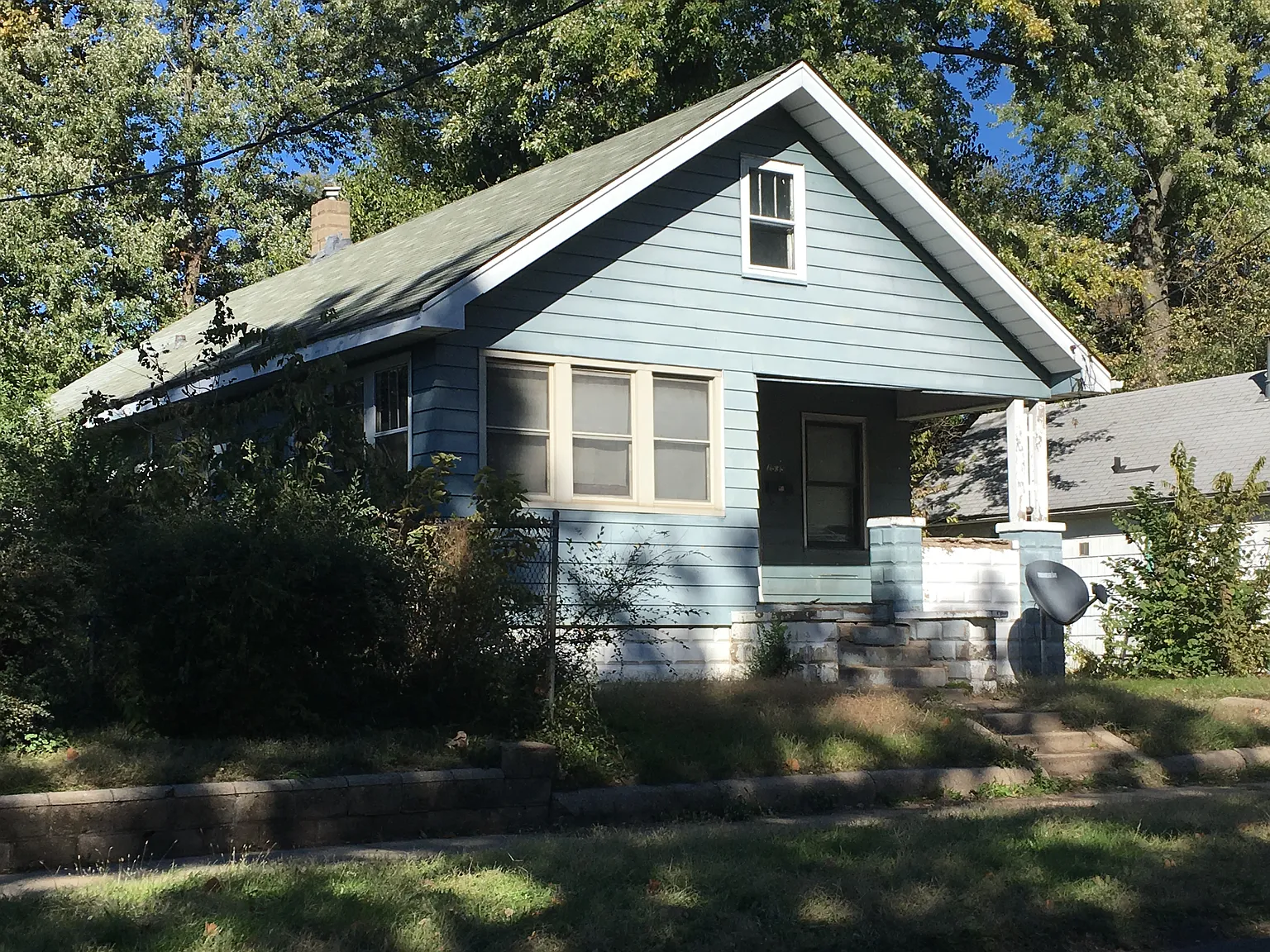 1535 W Millman St photo 1