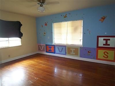 3rd image of 2907 E Harvard Ave