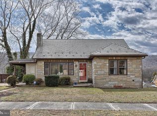 942 Union St, Millersburg, PA 17061