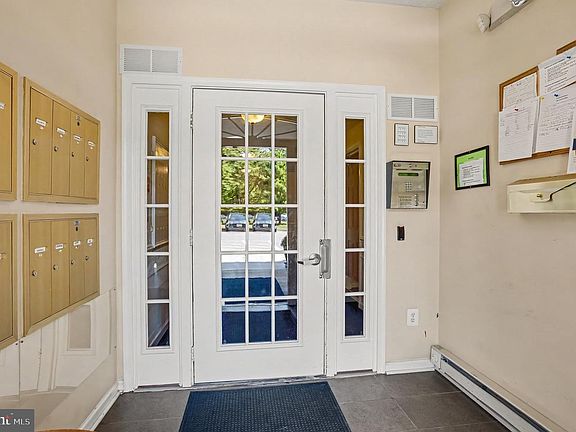 2nd image of 9503 Kingscroft Ter APT K