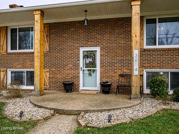 4th image of 3814 Iron Horse Way