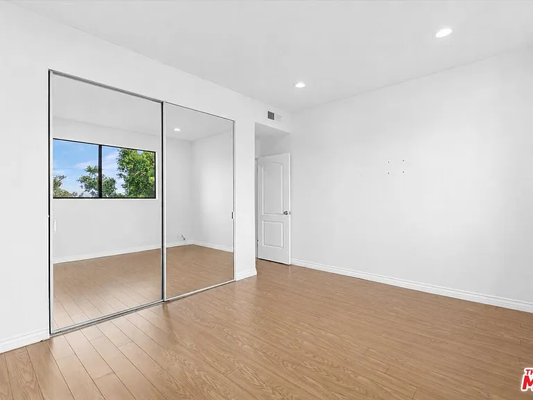 2175 S Beverly Glen Blvd #406 — Photo 10