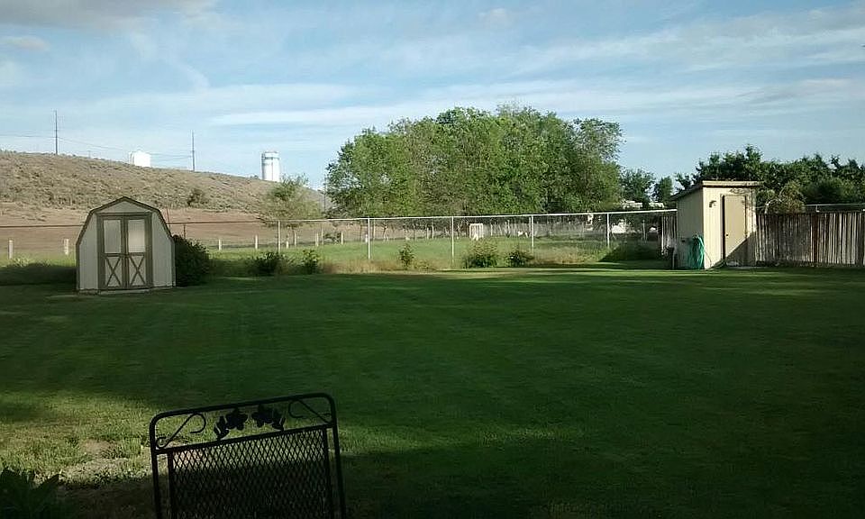 2nd image of 8289 Harrington Ln NE