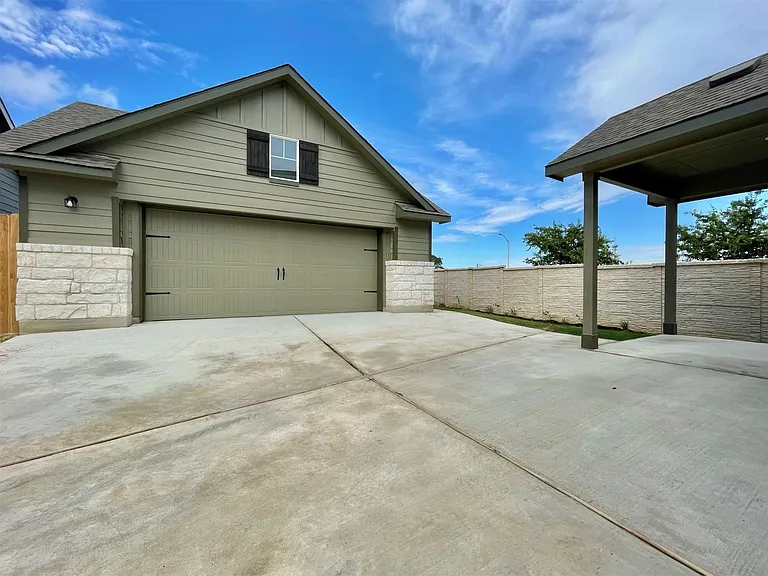 1517 Cobblecrest Ln — Photo 37