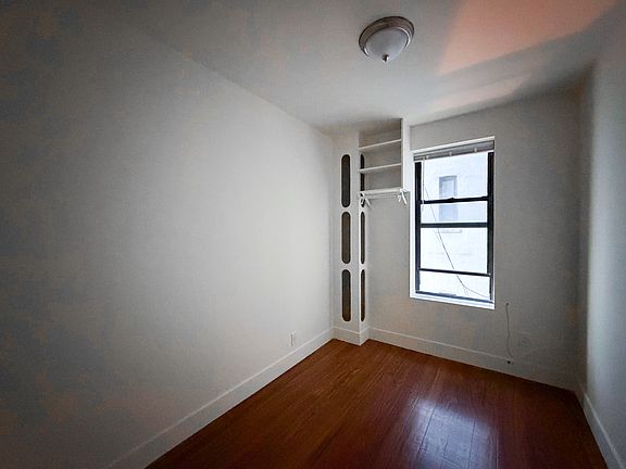 4th image of 254 Manhattan Ave APT 2D