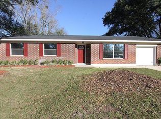 8215 Axson St, Jacksonville, FL 32221