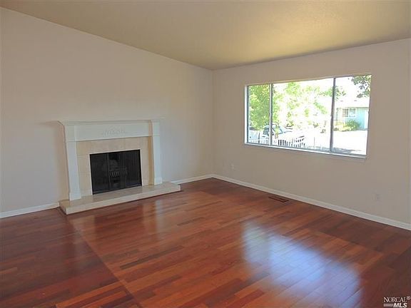 2nd image of 658 Mariano Dr