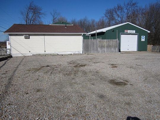 4th image of 10510 Honeycreek Rd