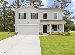 141 Cougar Rd, Southport, NC 28461