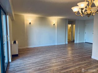 10 N Wood Ave APT 314, Linden, NJ 07036