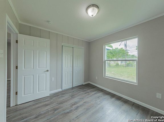4th image of 414 Millwood Ln