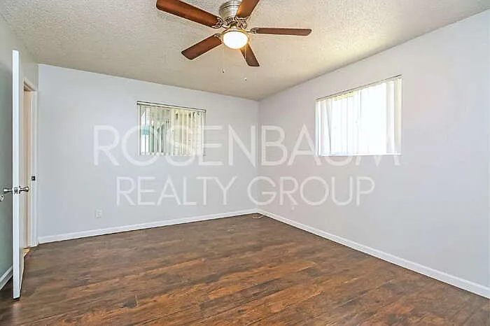555 W Rio Salado Pkwy #202 — Photo 3