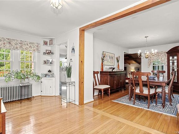 5th image of 289 Daisy Ln