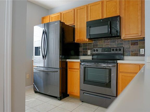 5th image of 116 McLeods Way