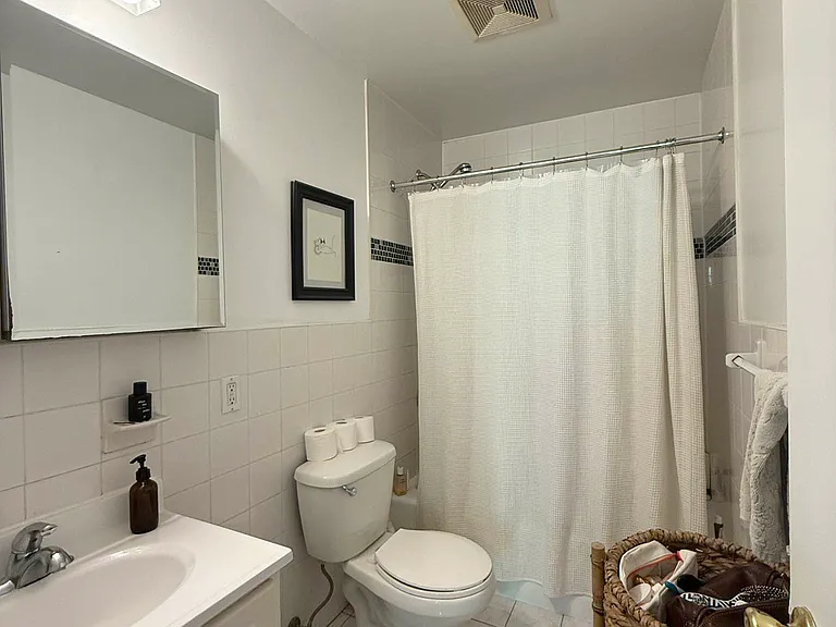 66 W 69th St #4A — Photo 7