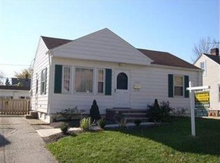 17205 Melgrave Ave, Cleveland, OH